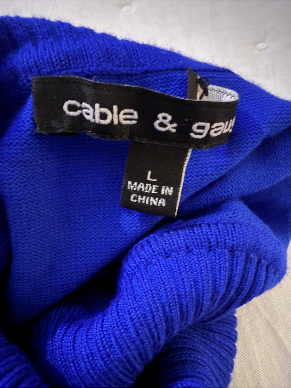 Cable & Gauge Women’s Super Soft Turtleneck Sweater in Cobalt Blue - Picture 2 of 4